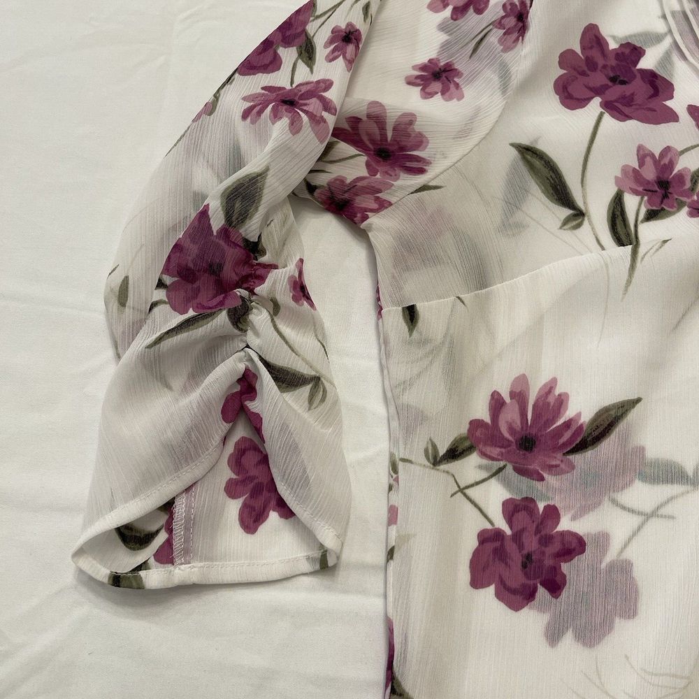 Torrid Floral Chiffon Blouse Pintuck Detail Ruched 3/4 Sleeve Flowy Women's M/L - Picture 6 of 10
